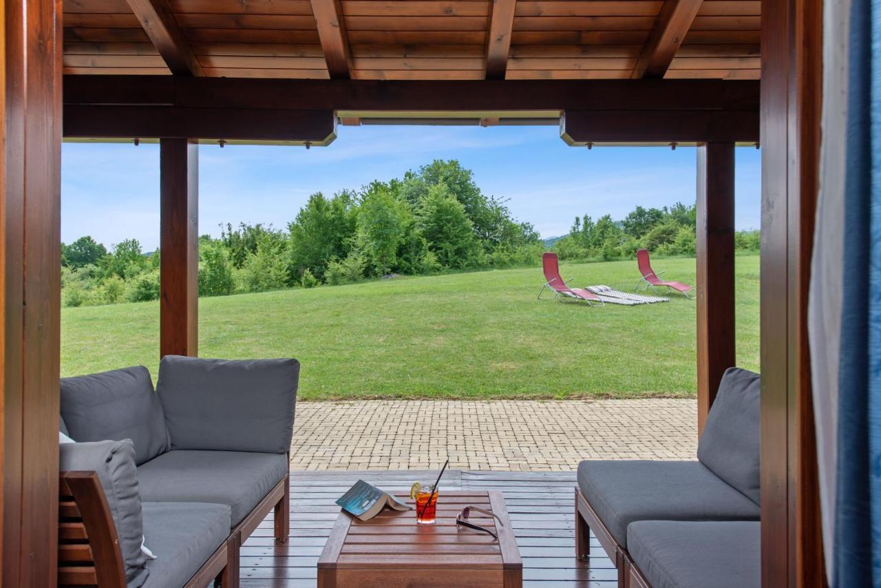 B&B Plitvice Lakes Villa Irene Seliste Dreznicko Luaran gambar