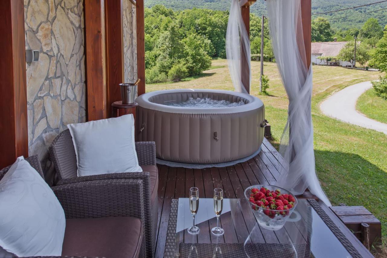 B&B Plitvice Lakes Villa Irene Seliste Dreznicko Luaran gambar