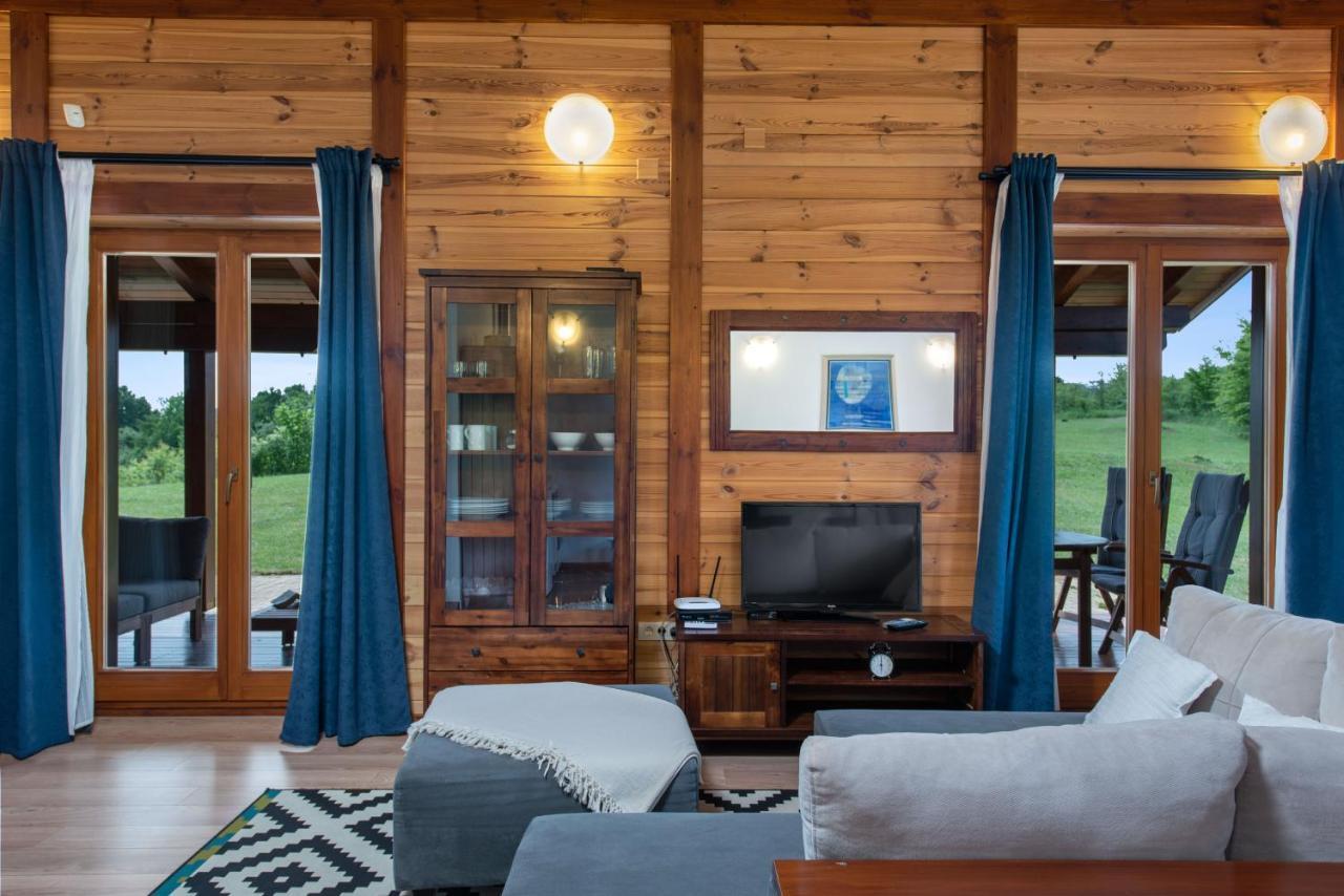 B&B Plitvice Lakes Villa Irene Seliste Dreznicko Luaran gambar