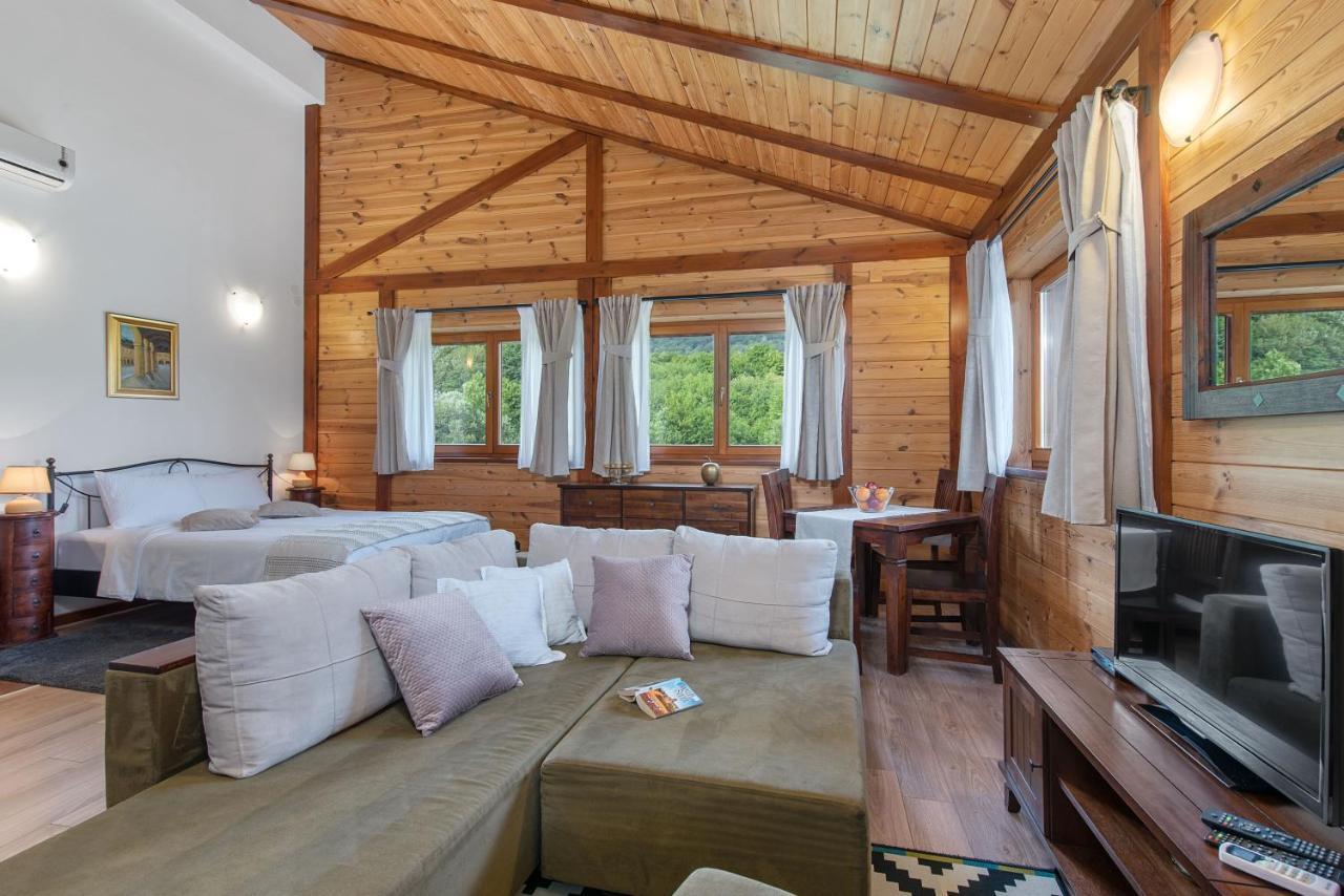B&B Plitvice Lakes Villa Irene Seliste Dreznicko Luaran gambar